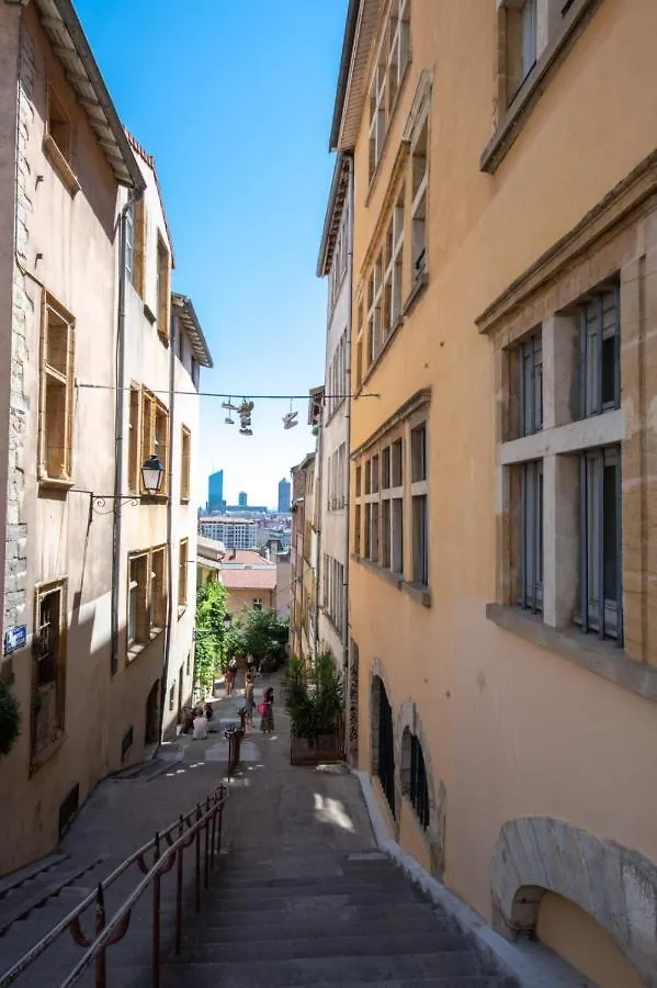 La Suite Sepia - Superbe Appartement Vieux Lyon 0*,